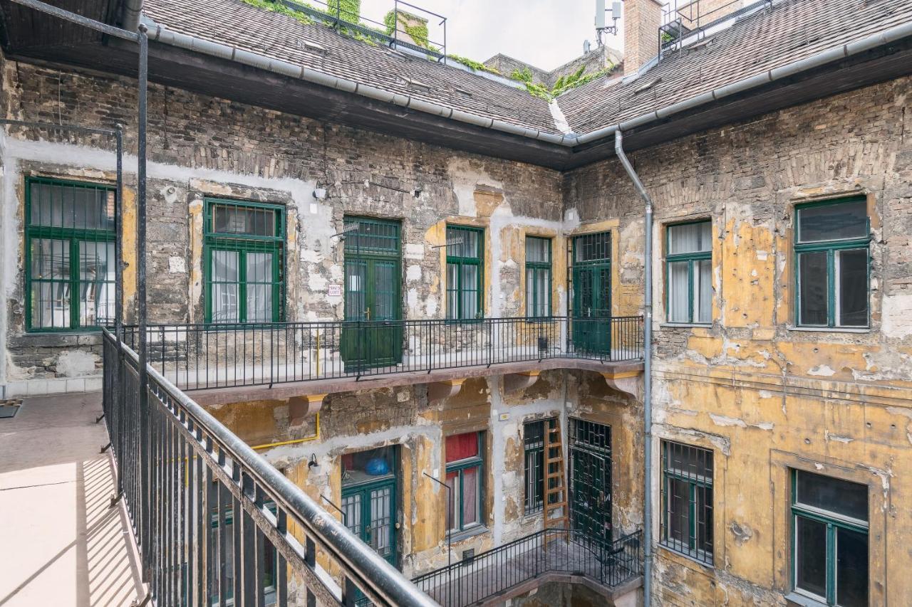 Bright & Spacious Loft With Basilica View Apartament