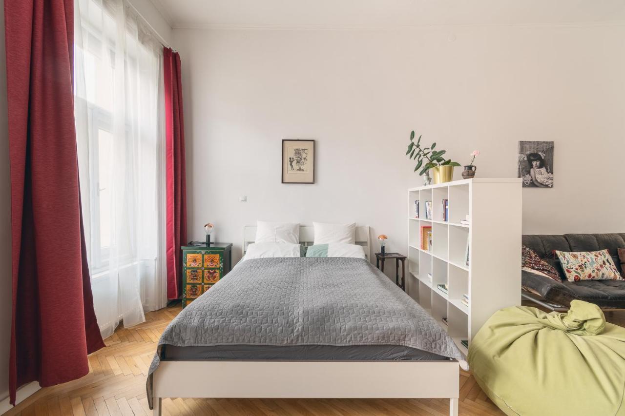 Bright & Spacious Loft With Basilica View * Budapesta