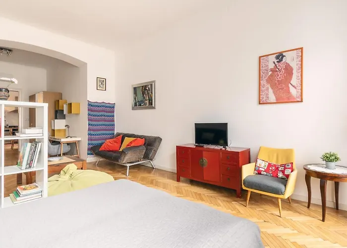Bright & Spacious Loft With Basilica View