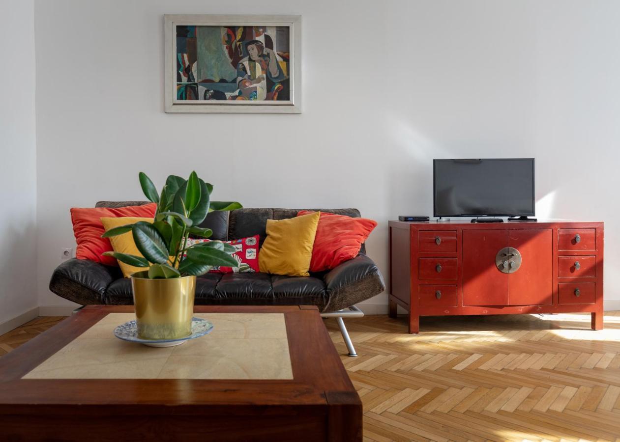 Bright & Spacious Loft With Basilica View Boedapest