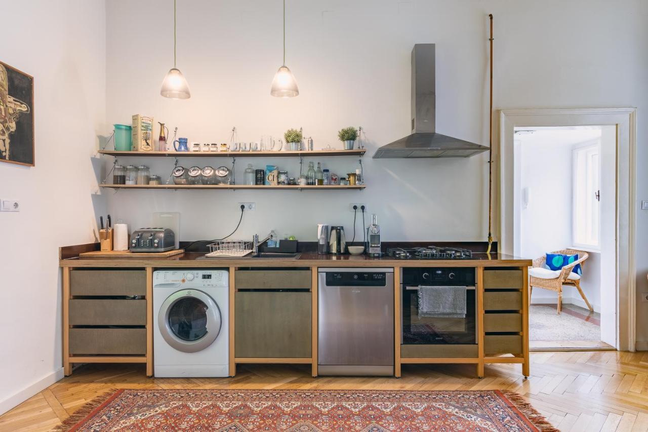 Bright & Spacious Loft With Basilica View Boedapest